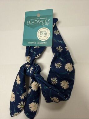 Anna's Daisies Navy Floral Knotted Headband Headbands of Hope NWT